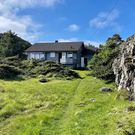 Nyaraló 6 Person In Espevaer-by Traum