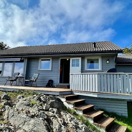 6 Person In Espev R Holiday home *